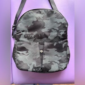 Lululemon Featival Bag, Camo